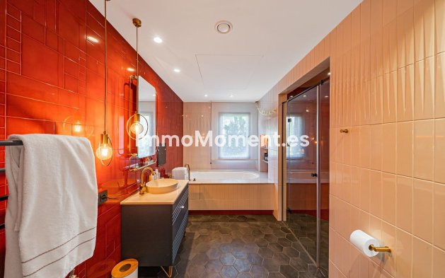 Resale - Detached villa - Marbella - Guadalmina Baja