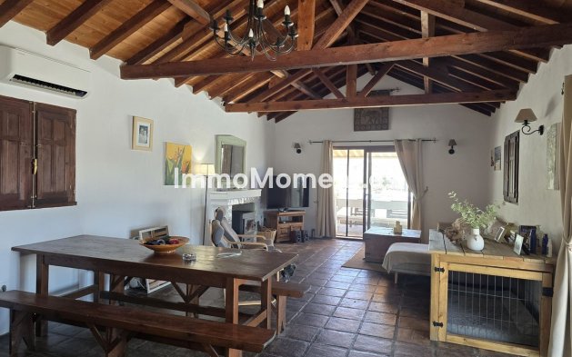 Revente - Villa individuelle - Intérieur                       - Monda