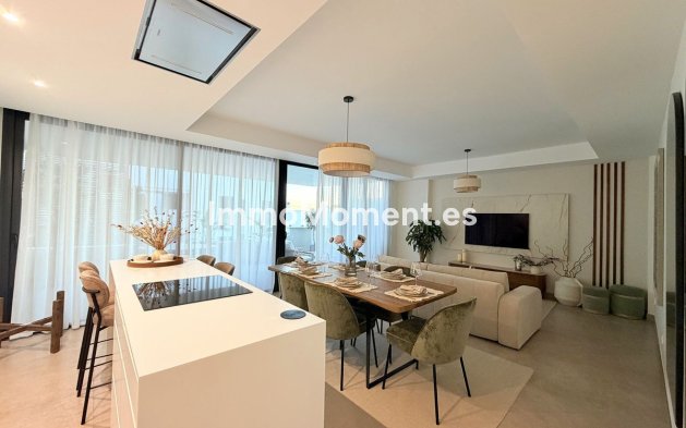 Resale - Apartment - Estepona - Cancelada