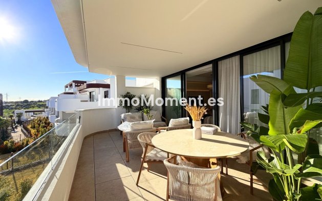 Resale - Apartment - Estepona - Cancelada
