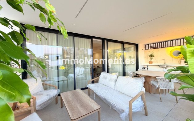 Resale - Apartment - Estepona - Cancelada