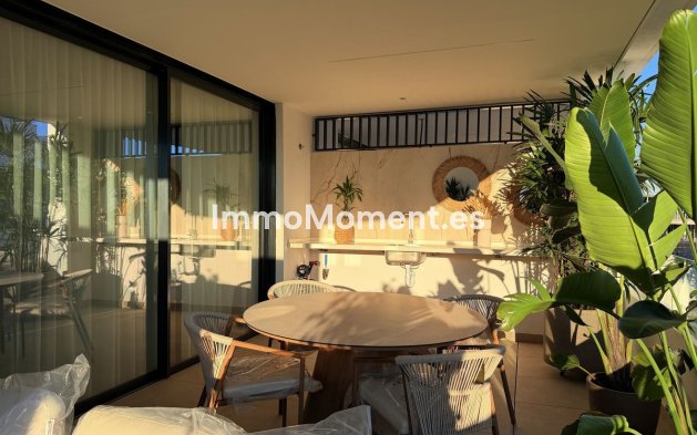 Resale - Apartment - Estepona - Cancelada
