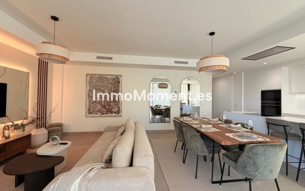 Resale - Apartment - Estepona - Cancelada