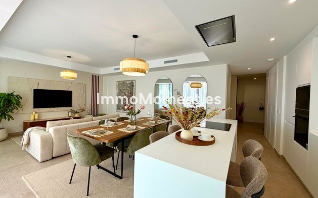 Resale - Apartment - Estepona - Cancelada