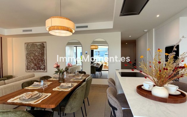 Resale - Apartment - Estepona - Cancelada