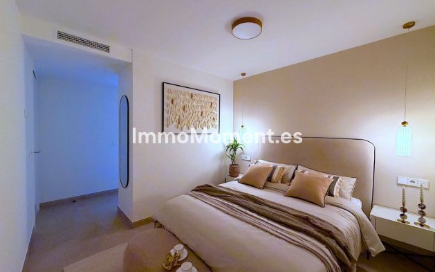 Resale - Apartment - Estepona - Cancelada