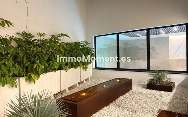 Resale - Apartment - Estepona - Cancelada