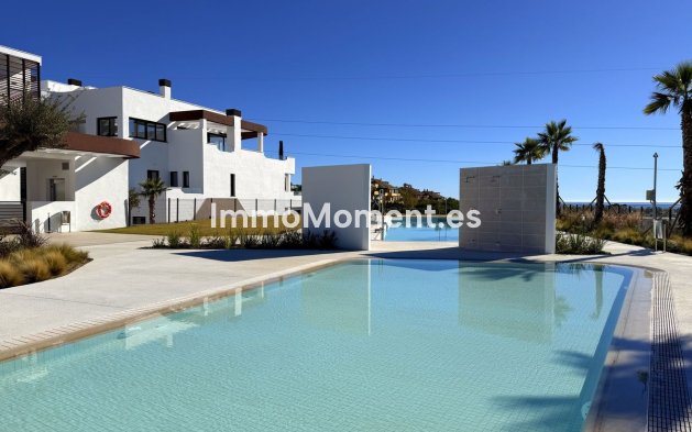 Resale - Apartment - Estepona - Cancelada