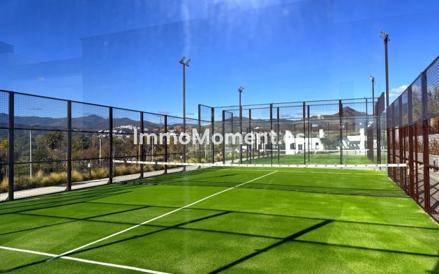 Resale - Apartment - Estepona - Cancelada