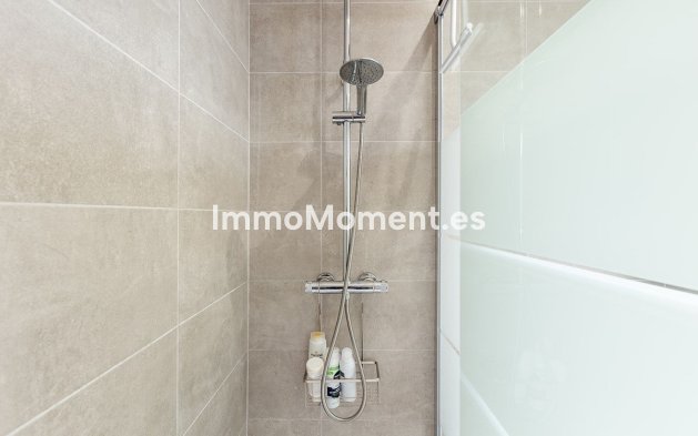 Wiederverkauf - Wohnung - Estepona  - Selwo