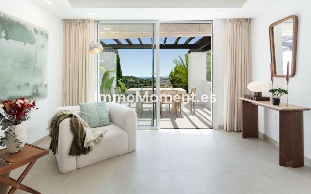 Resale - Apartment - Benahavís - La Quinta