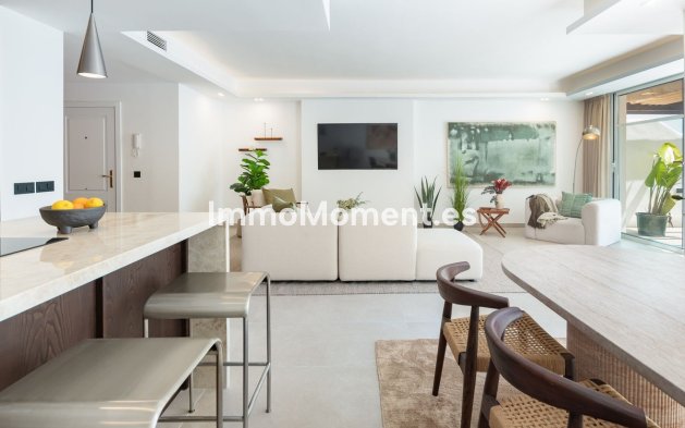 Resale - Apartment - Benahavís - La Quinta