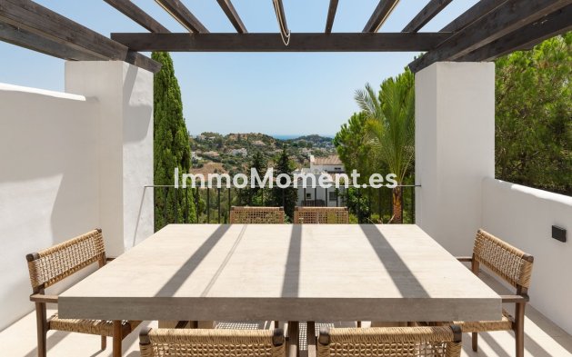 Resale - Apartment - Benahavís - La Quinta