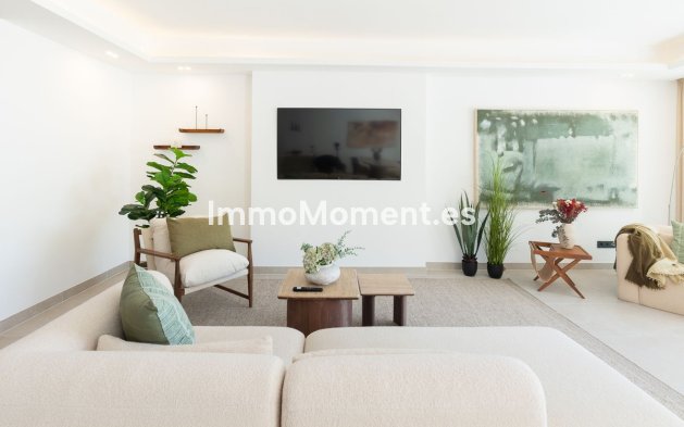 Resale - Apartment - Benahavís - La Quinta