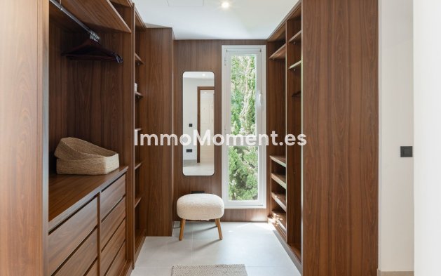 Resale - Apartment - Benahavís - La Quinta