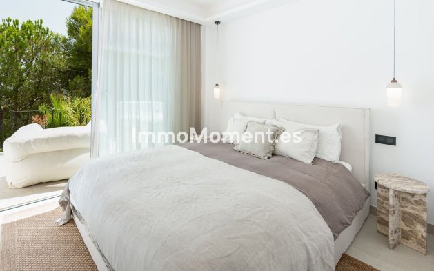 Resale - Apartment - Benahavís - La Quinta