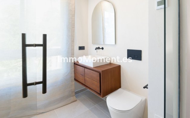 Resale - Apartment - Benahavís - La Quinta