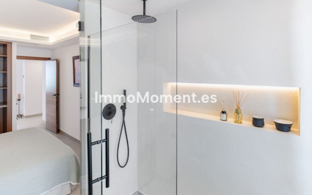 Resale - Apartment - Benahavís - La Quinta