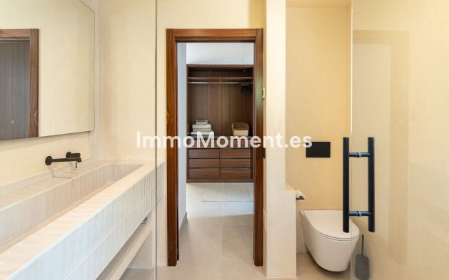 Resale - Apartment - Benahavís - La Quinta