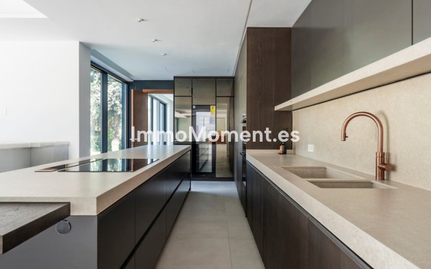 Wiederverkauf - Freistehende Villa - Sotogrande - Sotogrande Alto