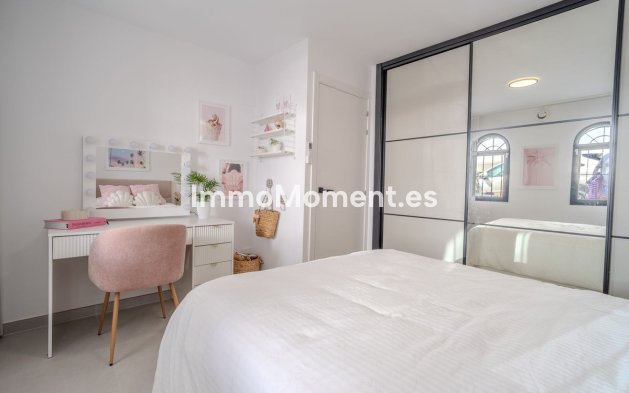 Revente - Maison mitoyenne - Estepona  - Costalita