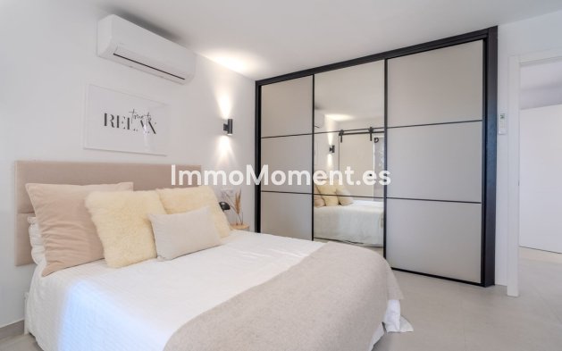 Revente - Maison mitoyenne - Estepona  - Costalita