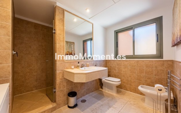 Wiederverkauf - Wohnung - Estepona  - Atalaya