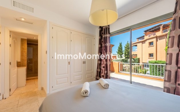 Wiederverkauf - Wohnung - Estepona  - Atalaya