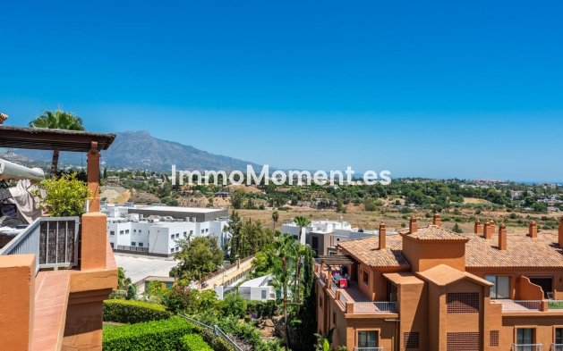 Wiederverkauf - Wohnung - Estepona  - Atalaya