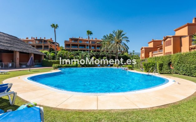 Wiederverkauf - Wohnung - Estepona  - Atalaya