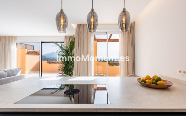 Wiederverkauf - Wohnung - Estepona  - Atalaya