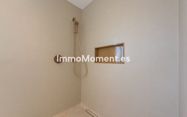 Wiederverkauf - Wohnung - Estepona  - Atalaya