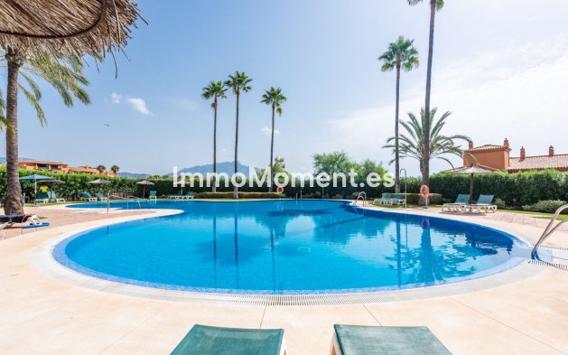 Wiederverkauf - Wohnung - Estepona  - Atalaya
