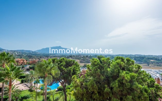 Wiederverkauf - Wohnung - Estepona  - Atalaya
