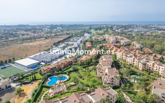 Wiederverkauf - Wohnung - Estepona  - Atalaya