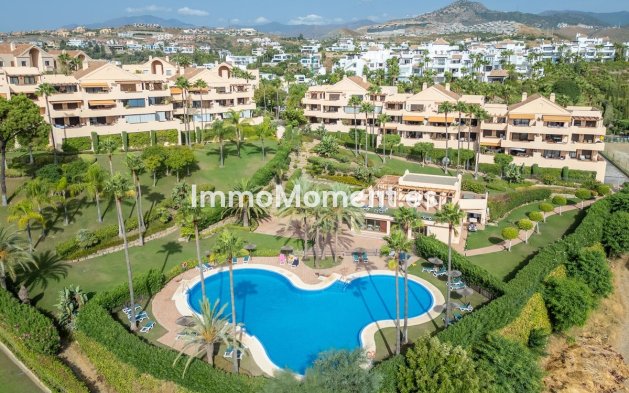 Wiederverkauf - Wohnung - Estepona  - Atalaya