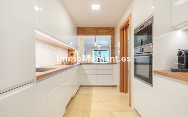 Revente - Appartement - Estepona  - New Golden Mile