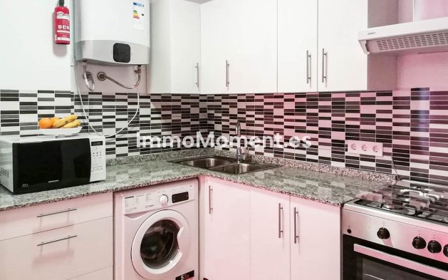 Revente - Appartement - Estepona  - Estepona Centro