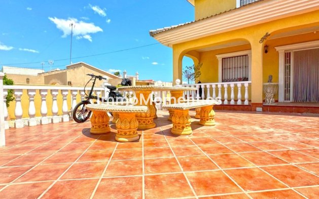 Wiederverkauf - Freistehende Villa - Torrevieja - Torrevieja Centro