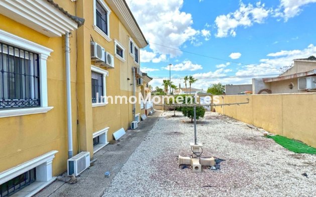 Wiederverkauf - Freistehende Villa - Torrevieja - Torrevieja Centro