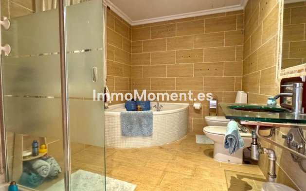 Wiederverkauf - Freistehende Villa - Torrevieja - Torrevieja Centro