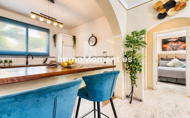 Resale - Apartment - Mijas Costa - Calahonda