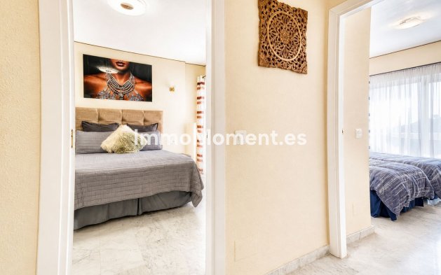 Resale - Apartment - Mijas Costa - Calahonda