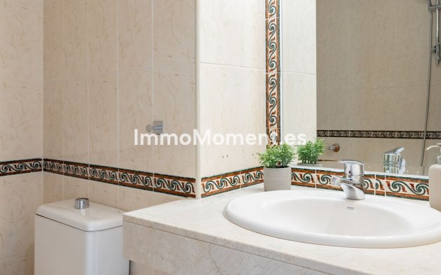 Wiederverkauf - Wohnung - Marbella - Nueva Andalucía