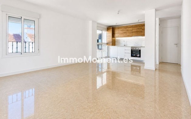 Resale - Apartment - Manilva - San Luis de Sabinillas