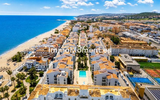 Resale - Apartment - Manilva - San Luis de Sabinillas