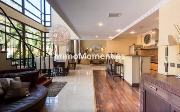 Reventa - Villa independiente - Puerto Banús
