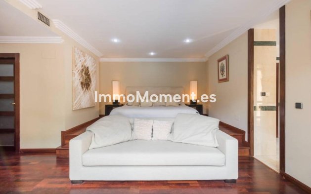 Reventa - Villa independiente - Puerto Banús