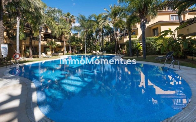 Reventa - Villa independiente - Puerto Banús