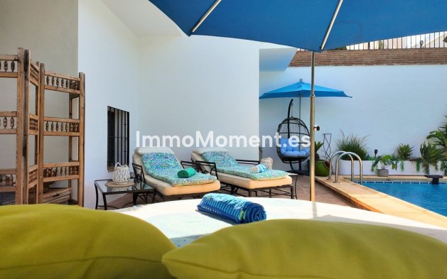 Bestaande woning - Vrijstaande villa - Binnenland  - Alhaurín el Grande Centro